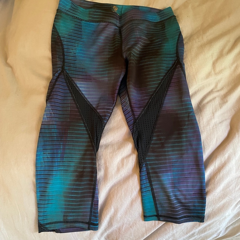 Capri workout pants
